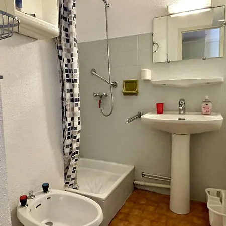 Apartament 2 Pieces 4 Couchages Sur Ar590-522 *